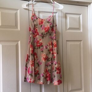 🔹Gray & Pink Floral Dress Petite XS